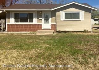 2304 Casado St, Wichita KS  67217-1704 exterior