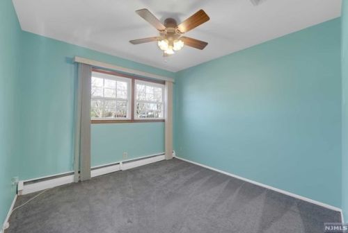 1 Prince Rd, Parsippany NJ  07054-4822 exterior