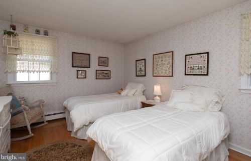 2415 Ball Rd, Willow Grove PA  19090-1509 exterior