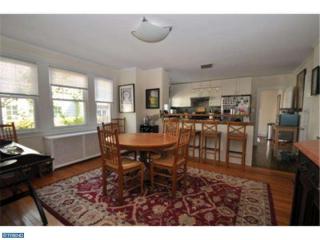 26 Montgomery Ave, Ardmore PA  19003-1409 exterior