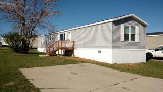 3801 23rd Ct, Williston ND  58801-3302 exterior