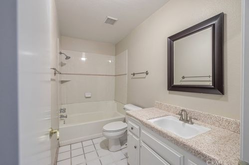 41619 45 St, Lancaster CA 93536-2952 exterior