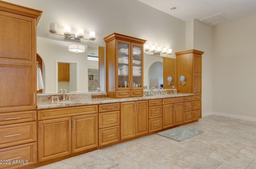 14461 15th Ave, Phoenix AZ  85023-5176 exterior