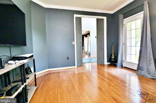 59 Brighton Pl, Charles Town WV  25414-2584 exterior