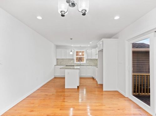 875 Manton Ave, Providence, RI 02909-5626