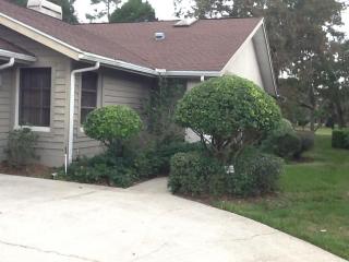 32 Masters Dr, Homosassa, FL 34446-4651