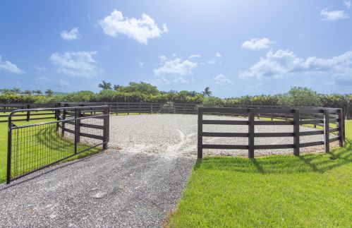 15380 46th Ln, West Palm Beach FL  33414-7452 exterior