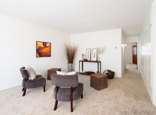 4859 Cole St, San Diego, CA 92117-1826