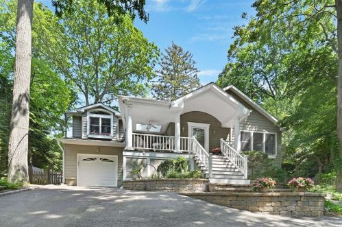 240 Norwood Ave, Northport, NY 11768-1959
