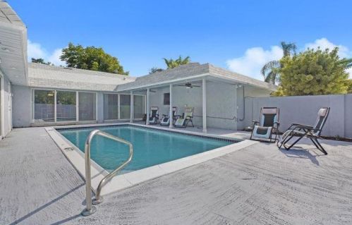 3943 4th Ave, Boca Raton FL  33431-5718 exterior