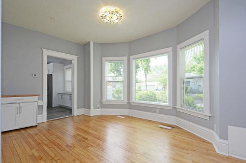 4000 Dupont Ave, Minneapolis MN  55412-1613 exterior