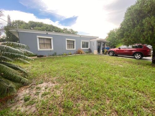 6226 Dahlia Dr, Orlando, FL 32807-5036