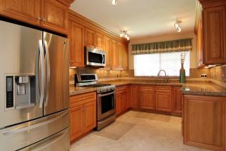 2711 Robinhood St, Houston TX  77005-2433 exterior