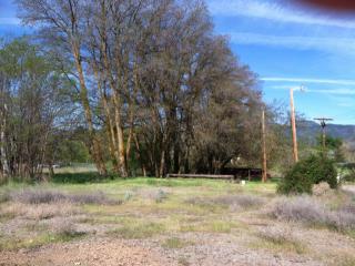 400 Foothill Dr, Yreka, CA 96097-2638
