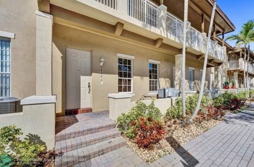 2401 7th St, Boynton Beach, FL 33426-8783