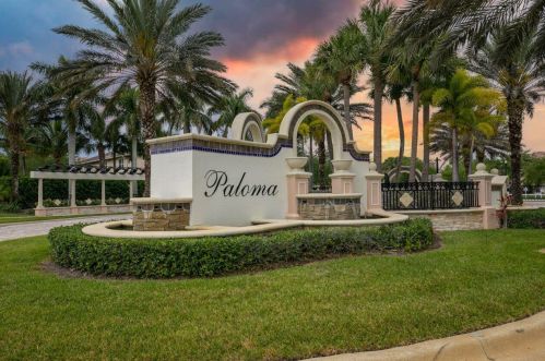 5018 Dulce Ct, West Palm Beach, FL 33418-8923