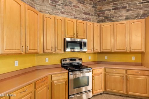 8356 Berridge Ln, Glendale AZ  85305-2555 exterior