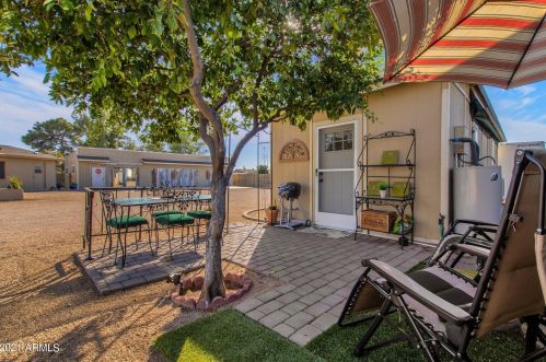 8622 40 Dr, Phoenix AZ 85019-1206 exterior