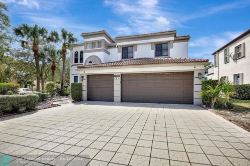 5098 168 Ave, Hollywood FL  33027-4913 exterior