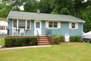 41 Stone Ave, Hopatcong, NJ 07843-1349