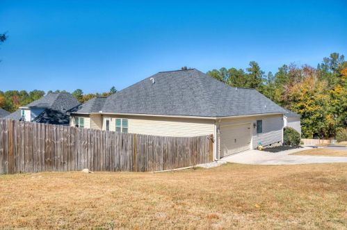 1048 Bubbling Springs Dr, Graniteville SC  29829-0018 exterior