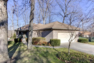 200 Toqua Greens Ln, Loudon, TN 37774-2515