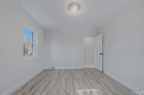 154 Midland Pl, Newark NJ  07106-3311 exterior