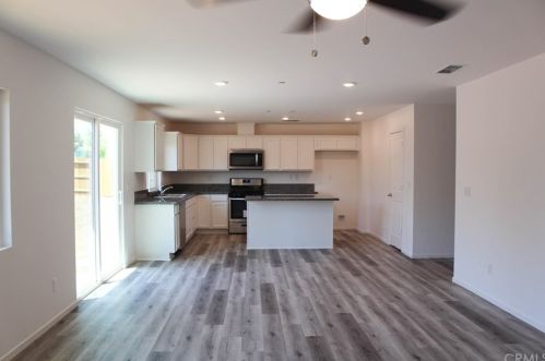935 18th St, Oroville, CA 95965-4162