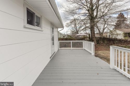 1102 Cumberland Ave, West Deptford NJ  08096-3041 exterior