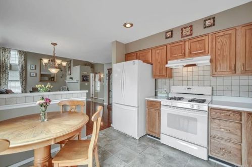 25 Mclaughlin Way, Washingtonville NY  10992-1151 exterior