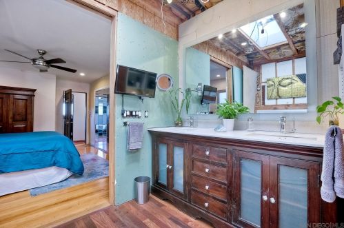 1570 Guy St, San Diego CA  92103-4757 exterior