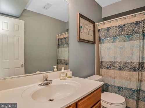 19 Plumosa Dr, Fredericksburg VA  22405-2130 exterior
