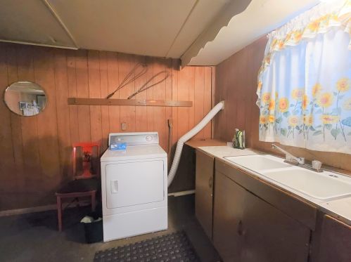 1005 Lafayette Ave, Springfield OH 45505-3238 exterior