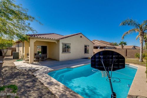 3716 Andre Ave, Gilbert, AZ 85298-9156