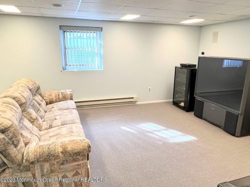 362 Diamond Rd, Jackson Twp NJ  08527-3137 exterior