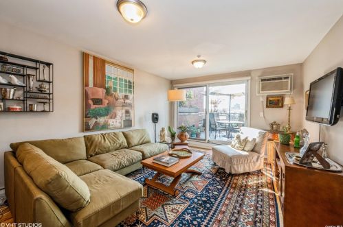 23-23 31st St, Long Island City, NY 11106-2507