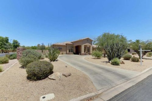 328 Hampton Ln, Gilbert, AZ 85295-2029