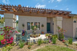 1733 Caliban Dr, Encinitas, CA 92024-3007