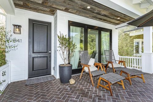 841 I Ave, San Diego, CA 92118-2447