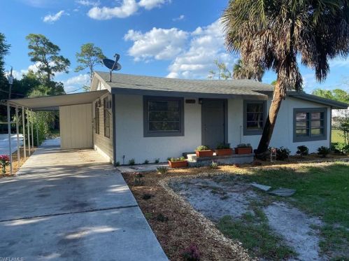 10251 Kentucky St, Bonita Springs, FL 34135-4869
