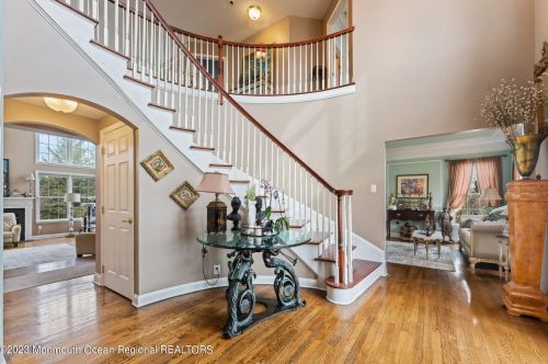 1 Stream Bank Dr, East Freehold, NJ 07728-9551