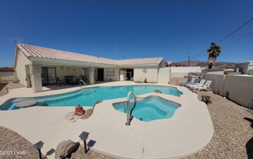 3748 Tahitian Dr, Lake Havasu City AZ  86406-6452 exterior