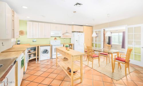 7627 Meadowbrook Ave, Scottsdale AZ 85251-1834 exterior