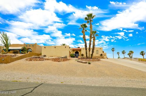 3570 Thunderhawk Dr, Lake Havasu City, AZ 86406-6370