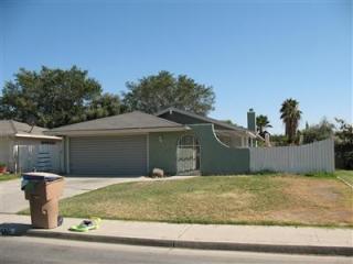 5321 New Grove Ave, Bakersfield, CA 93309-5732