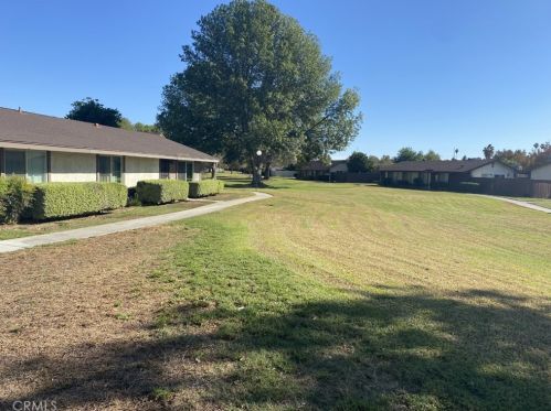 9292 Delano Dr, Riverside, CA 92503-3238