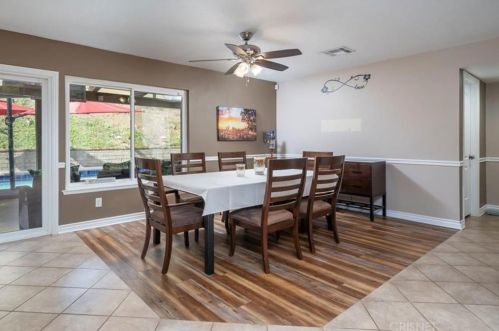 27025 Las Mananitas Dr, Santa Clarita CA  91354-2205 exterior