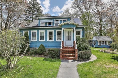 1990 New London Tpke, Coventry RI  02816-4404 exterior