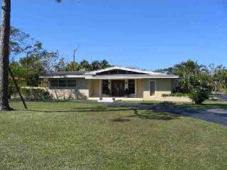 7500 82nd Ct, Miami, FL 33143-3818