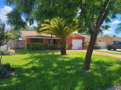 5718 20th Ave, Saint Petersburg, FL 33707-4845